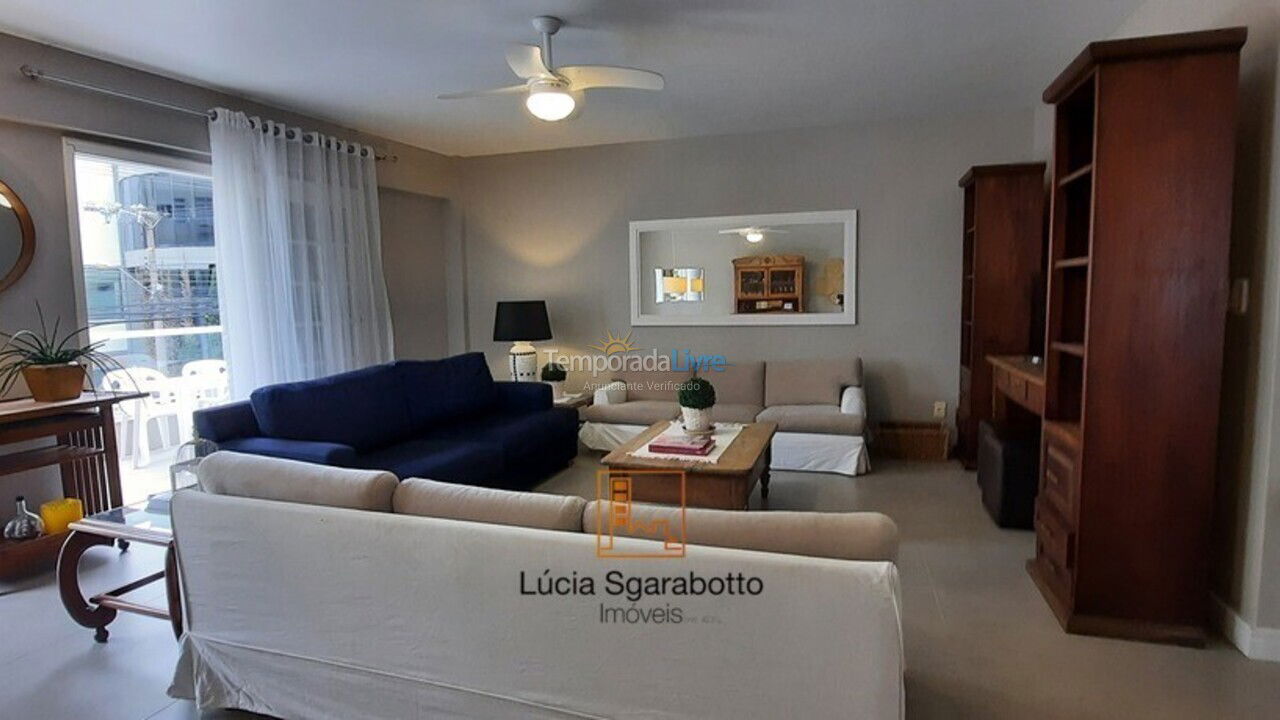 Apartment for vacation rental in Balneário Camboriú (Centro)