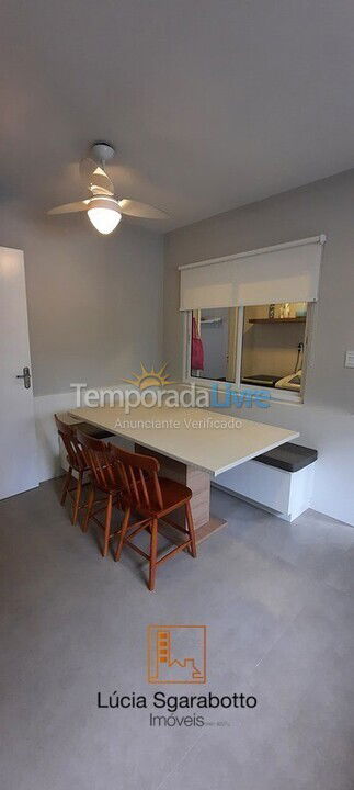 Apartment for vacation rental in Balneário Camboriú (Centro)