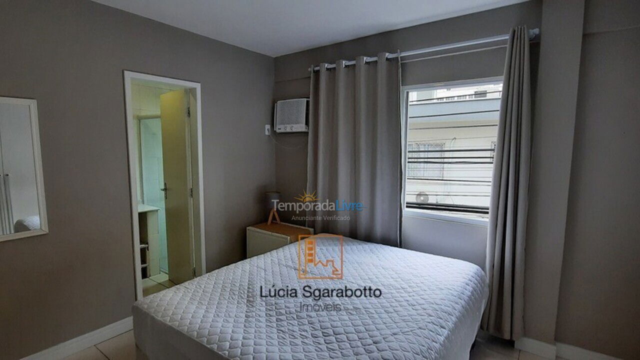 Apartamento para aluguel de temporada em Balneário Camboriú (Centro)