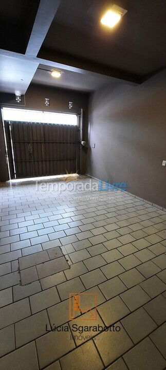 Apartamento para aluguel de temporada em Balneário Camboriú (Centro)