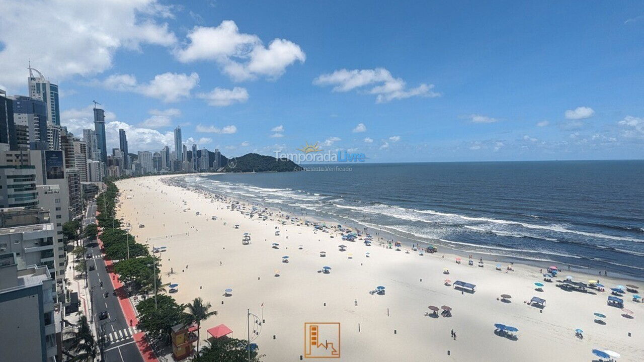 Apartment for vacation rental in Balneário Camboriú (Centro)