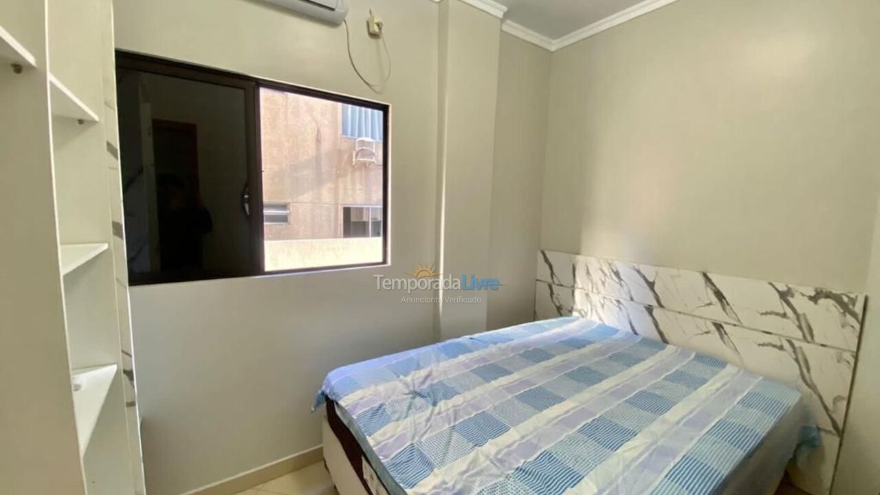 Apartamento para aluguel de temporada em Itapema (Meia Praia)