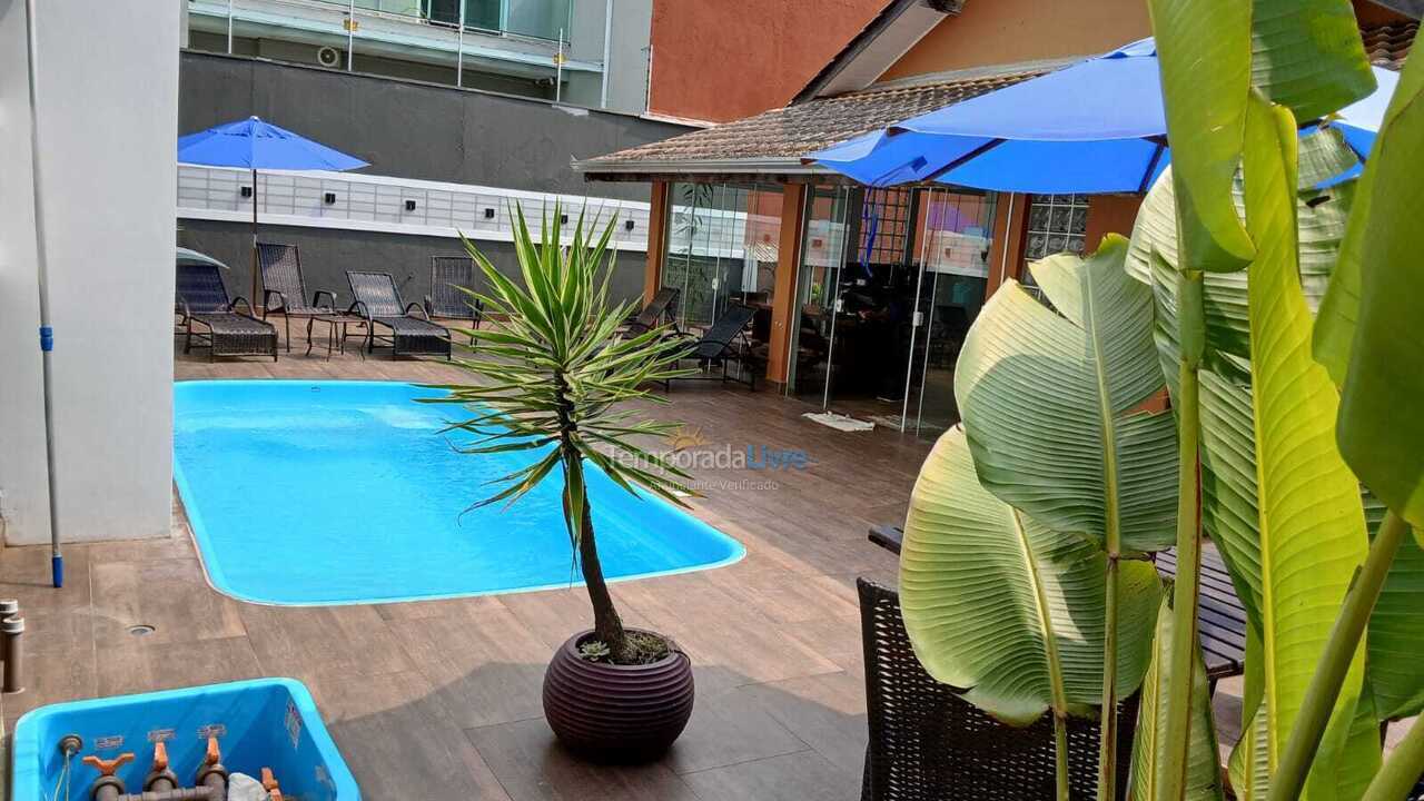 Casa para alquiler de vacaciones em Guaratuba (Praia Central)