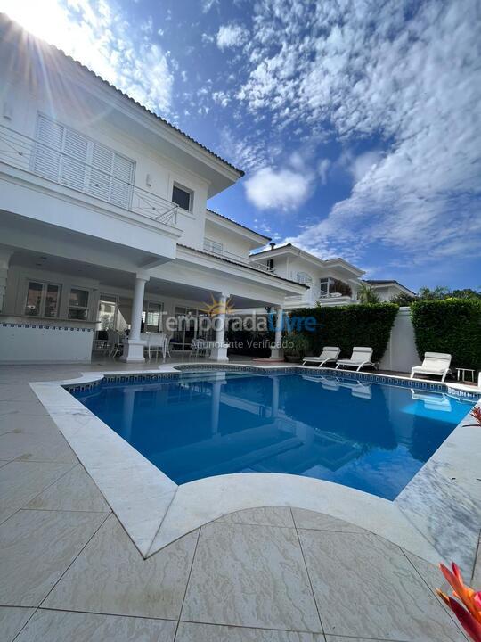 Casa para alquiler de vacaciones em São Sebastião (Praia da Baleia)