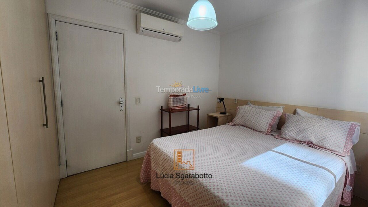 Apartment for vacation rental in Balneário Camboriú (Centro)