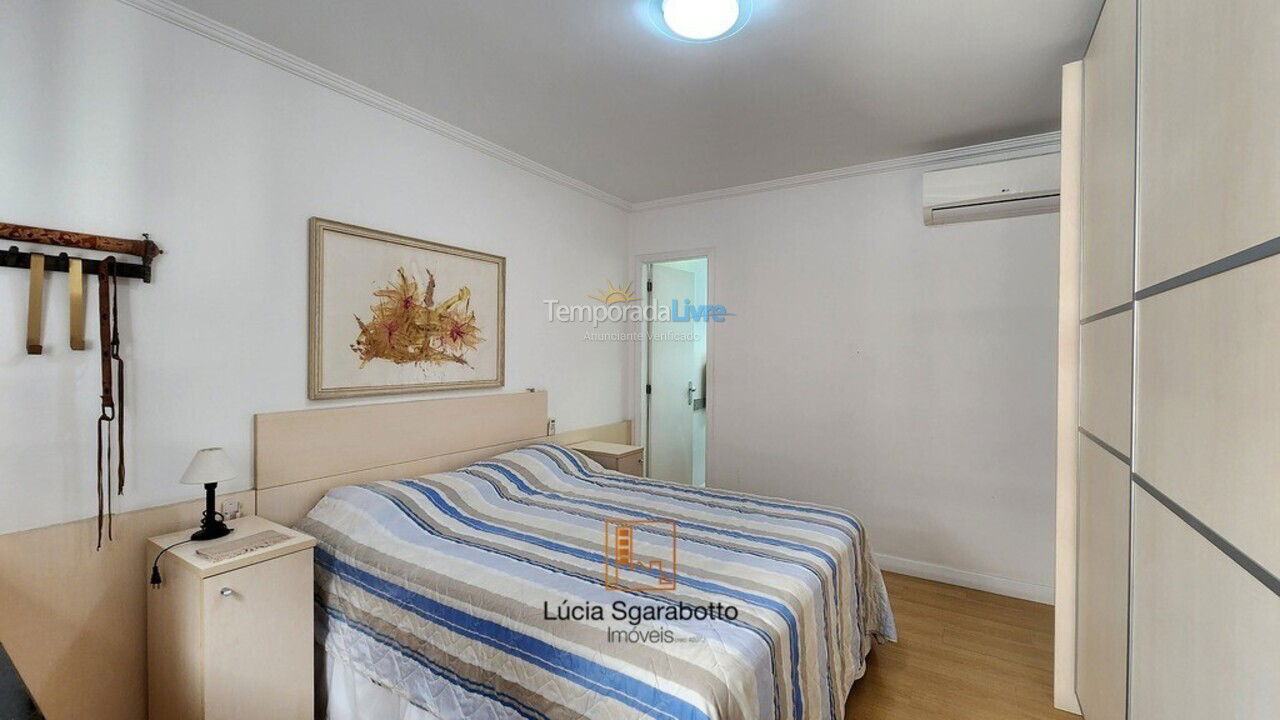 Apartment for vacation rental in Balneário Camboriú (Centro)