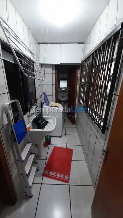 Apartamento para aluguel de temporada em Itapema (Centro)