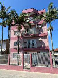 Great apartment with 2 bedrooms with AC, WI-FI, 50m from the sea, garage