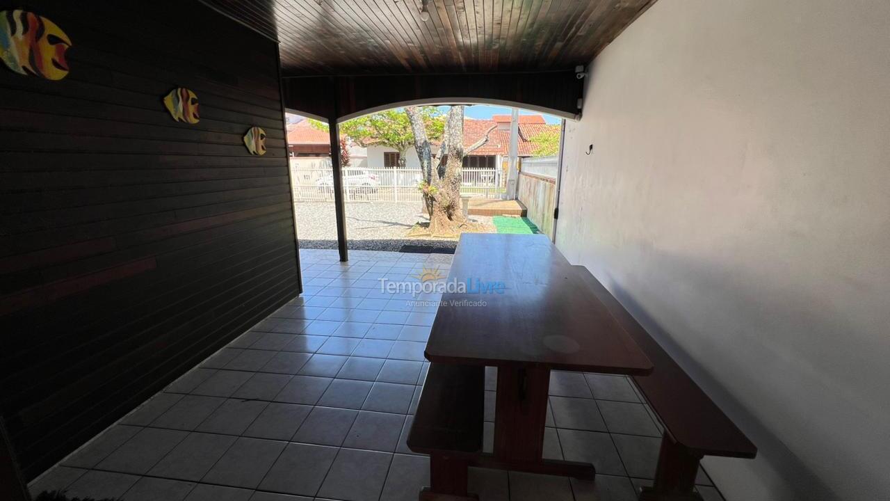 House for vacation rental in São Francisco do Sul (Prainha)