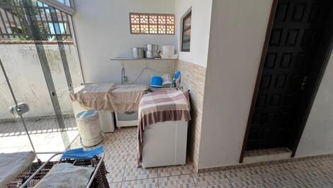 Excellent house, 3 bedrooms with AC, WI-FI, barbecue, 3 garages