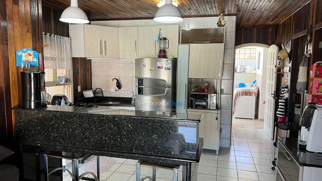 House for vacation rental in São Francisco do Sul (Prainha)