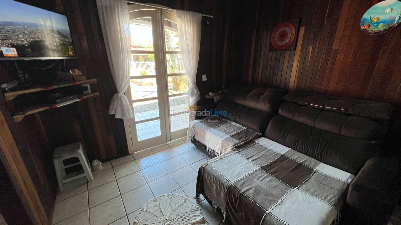 House for vacation rental in São Francisco do Sul (Prainha)