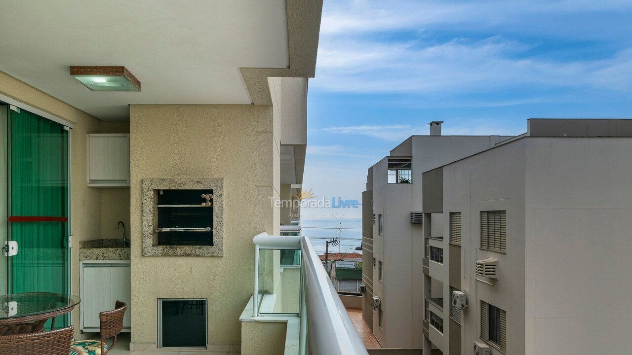 Apartamento para aluguel de temporada em Bombinhas (Praia de Bombas)