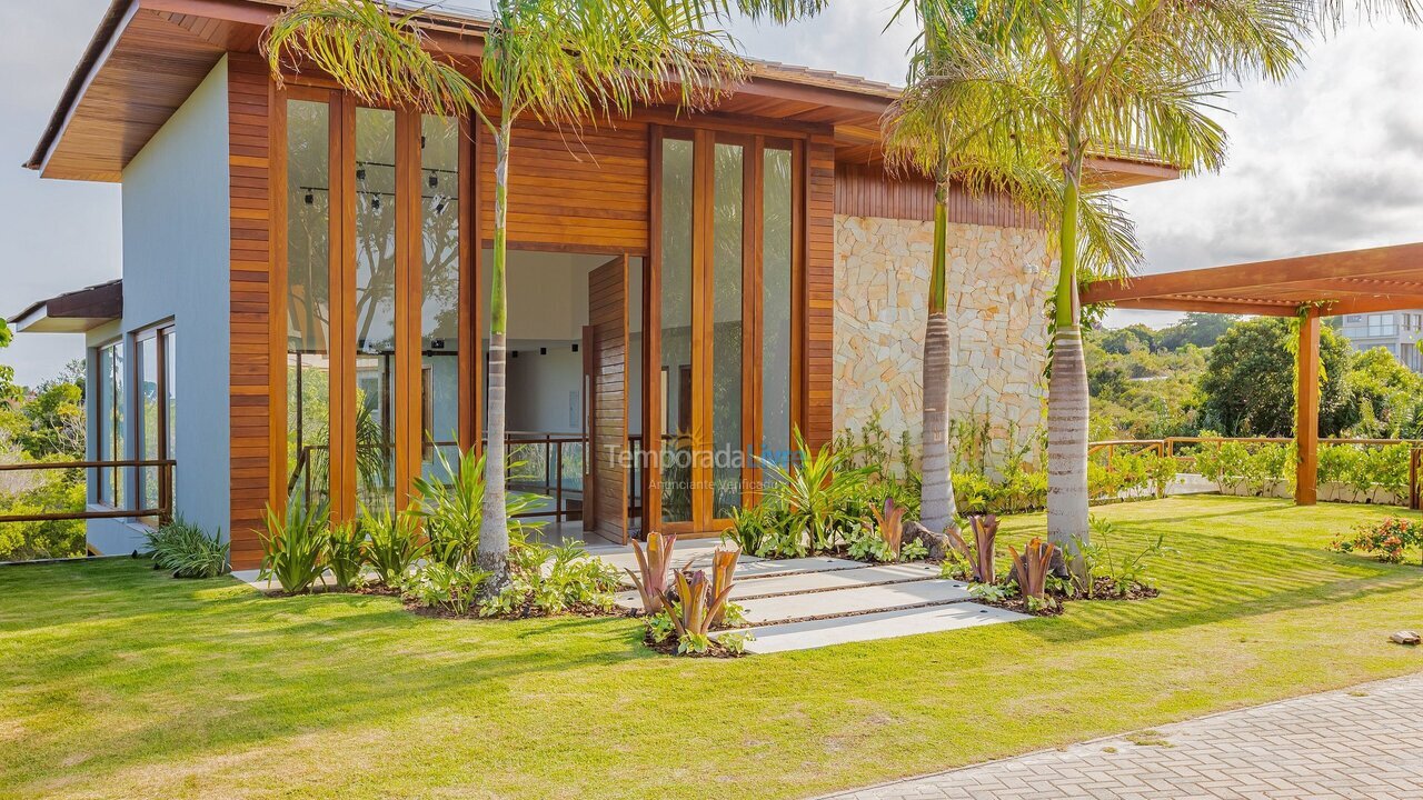 Casa para aluguel de temporada em Mata de São João (Praia do Forte)