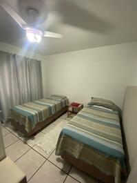 APARTAMENTO EN EL CENTRO DE ITAPEMA PARA 8 PERSONAS FRENTE AL MAR