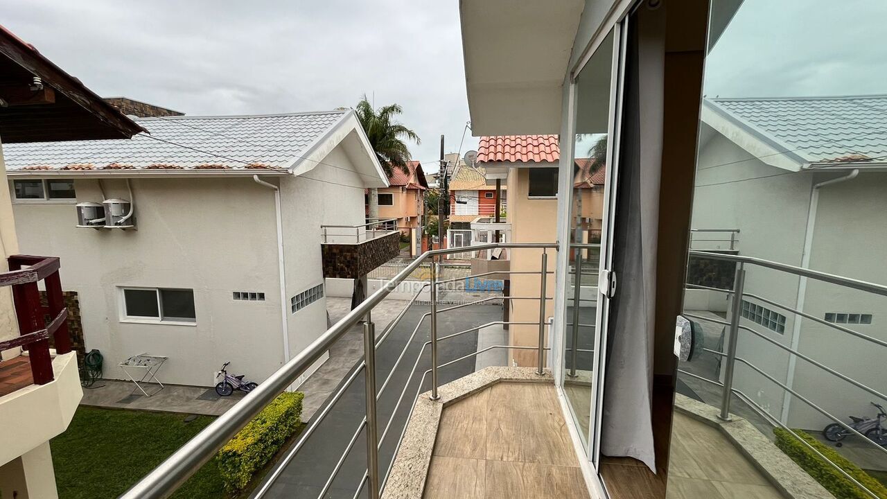 Casa para aluguel de temporada em Florianopolis (Praia dos Ingleses)