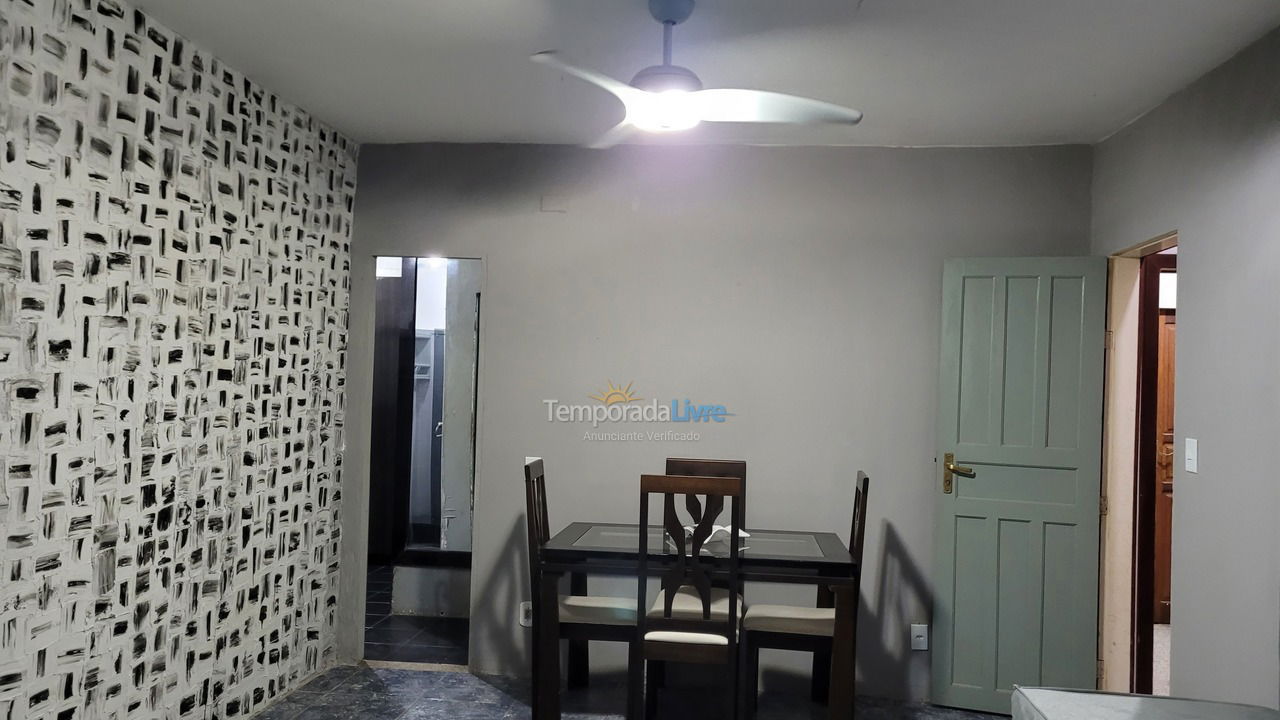 Apartamento para aluguel de temporada em Cabo Frio (Jardim Nautilus)