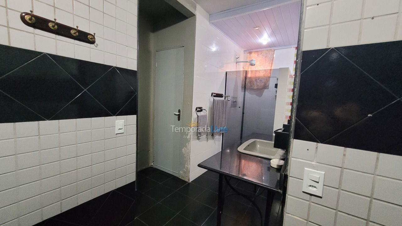 Apartamento para aluguel de temporada em Cabo Frio (Jardim Nautilus)