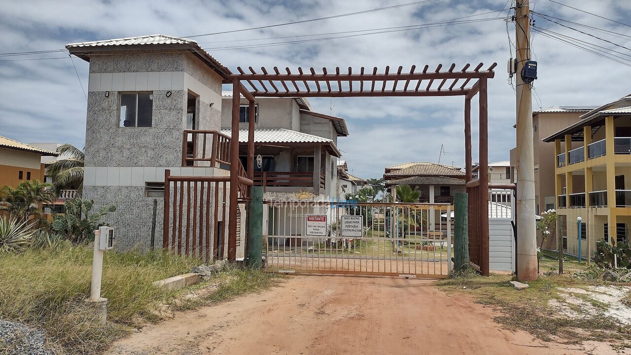 Casa para aluguel de temporada em Camaçari (Guarajuba Barra do Jacuipe)