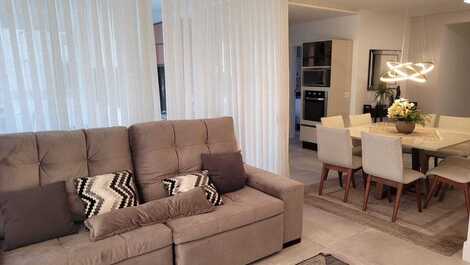 Luxurious apartment with side beach view - Meia Praia