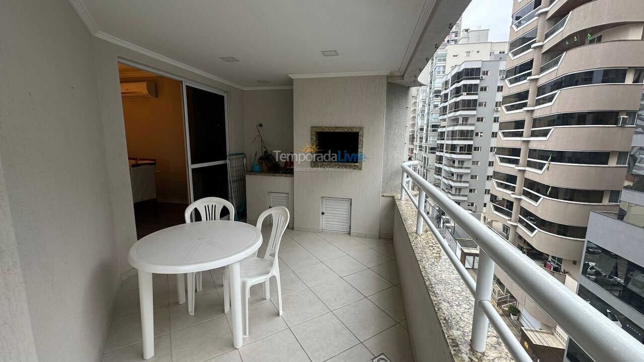 Apartamento para aluguel de temporada em Itapema (Meia Praia)