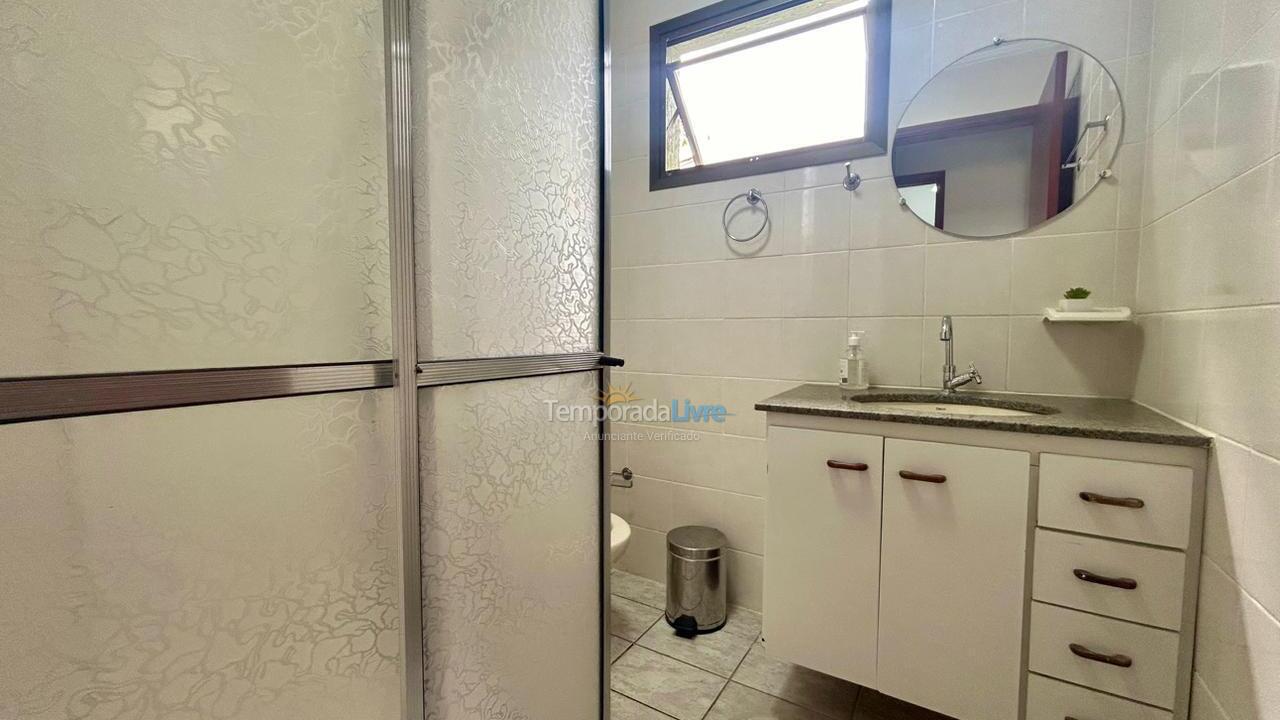 Apartamento para aluguel de temporada em Ubatuba (Praia Grande)