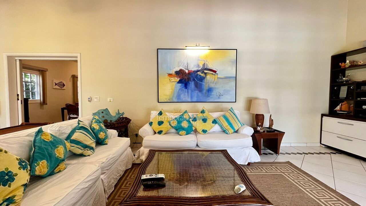 House for vacation rental in São Sebastião (Praia da Baleia)