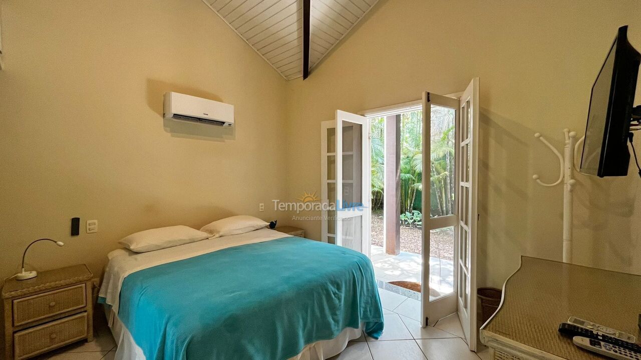 House for vacation rental in São Sebastião (Praia da Baleia)