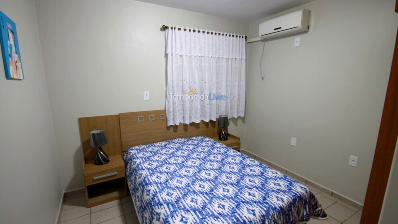 Apartamento para alquiler de vacaciones em Itapema (Meia Praia)