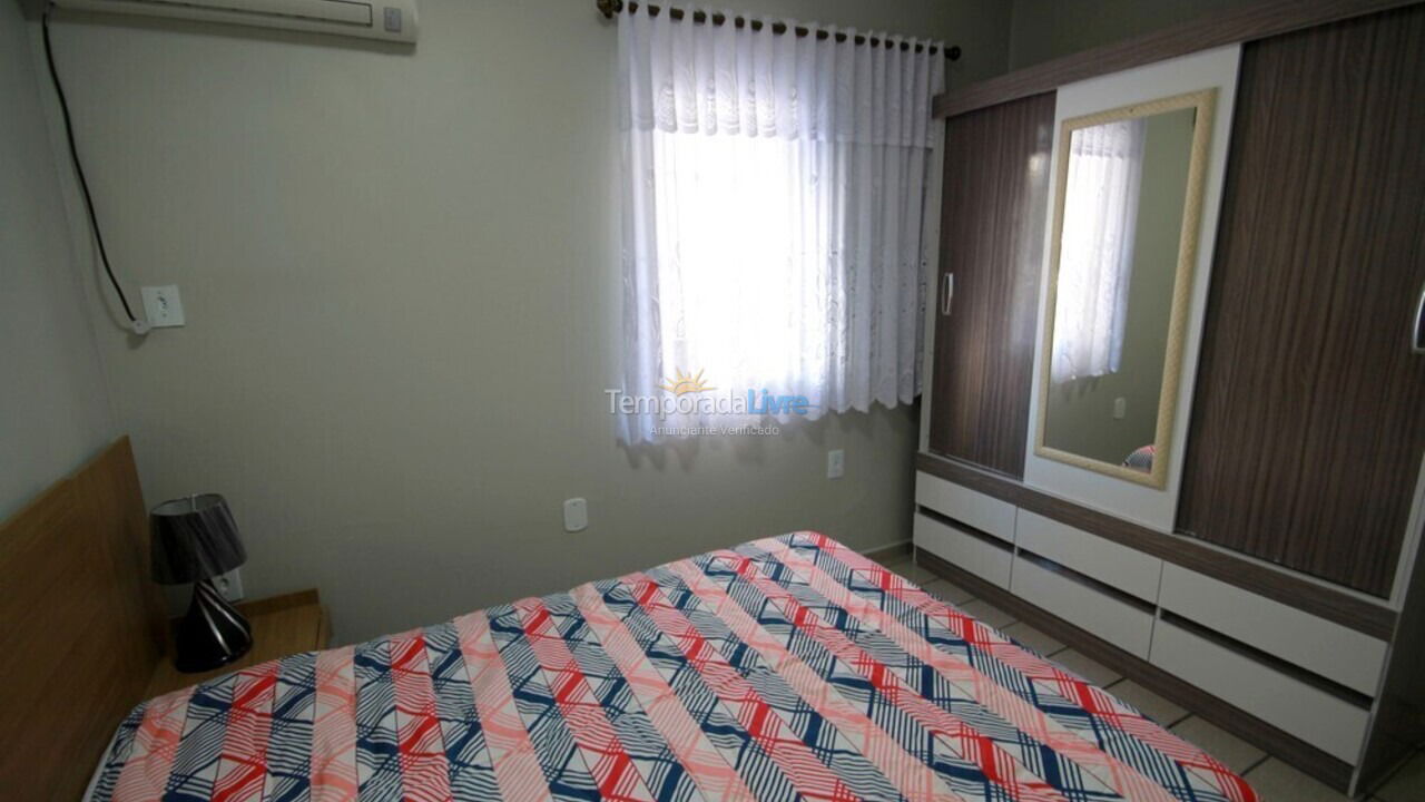 Apartamento para alquiler de vacaciones em Itapema (Meia Praia)