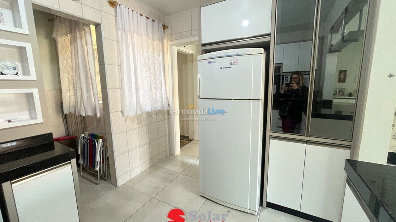 Apartamento para alquiler de vacaciones em Itapema (Meia Praia)