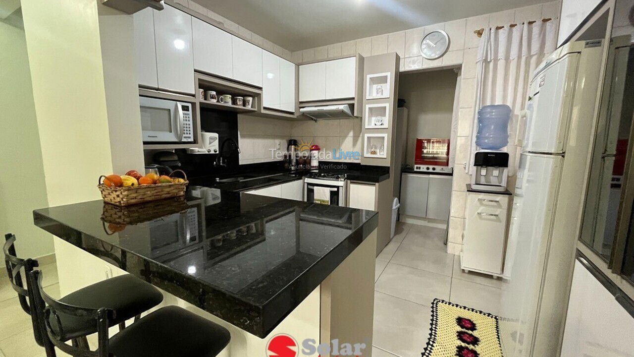 Apartamento para alquiler de vacaciones em Itapema (Meia Praia)
