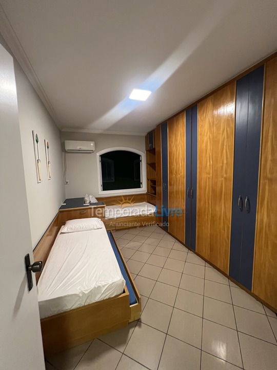 Apartamento para alquiler de vacaciones em Ubatuba (Praia Grande)