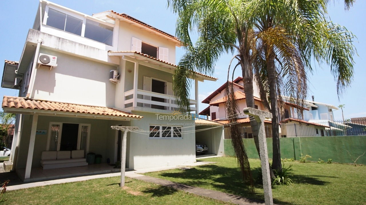 Casa para alquiler de vacaciones em Florianopolis (Praia dos Ingleses)