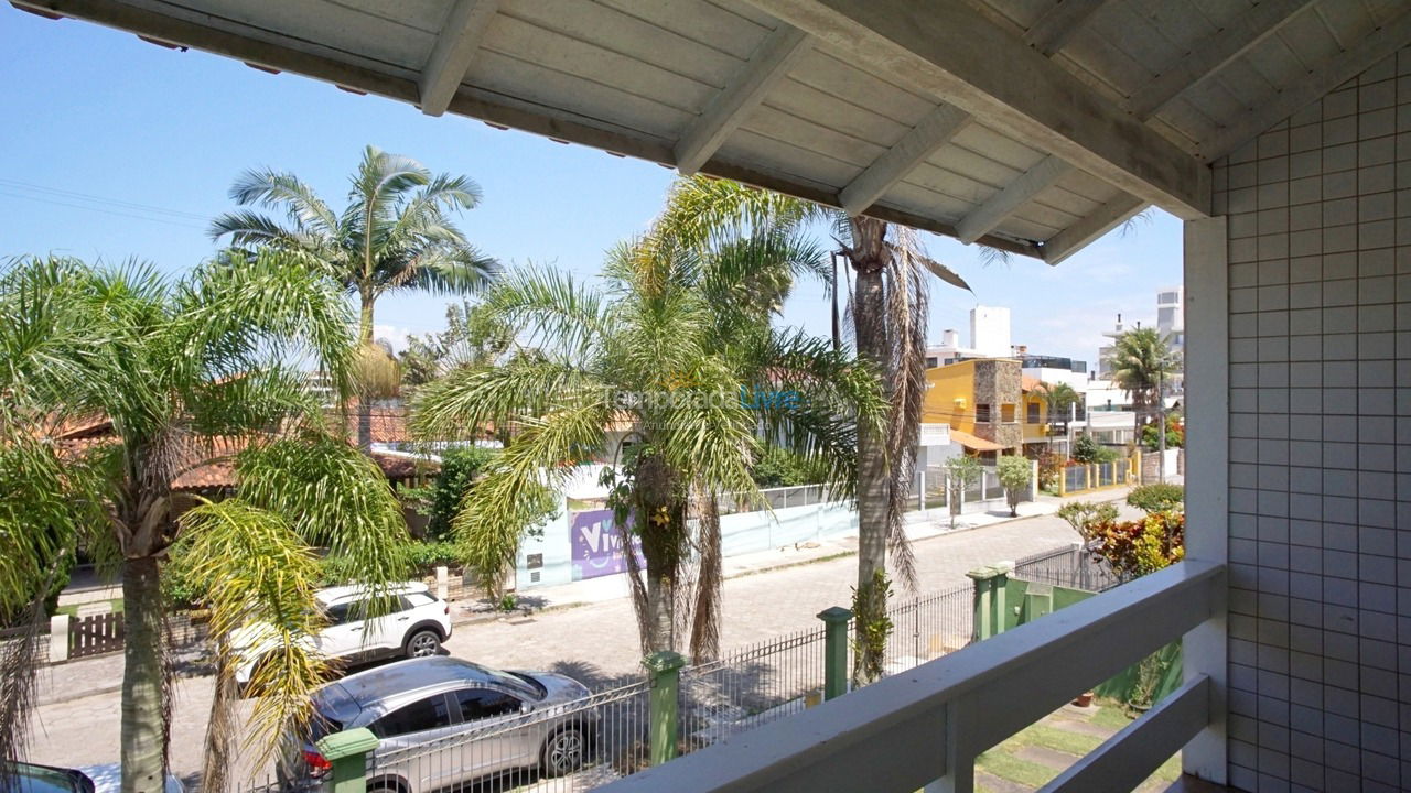 Casa para aluguel de temporada em Florianopolis (Praia dos Ingleses)