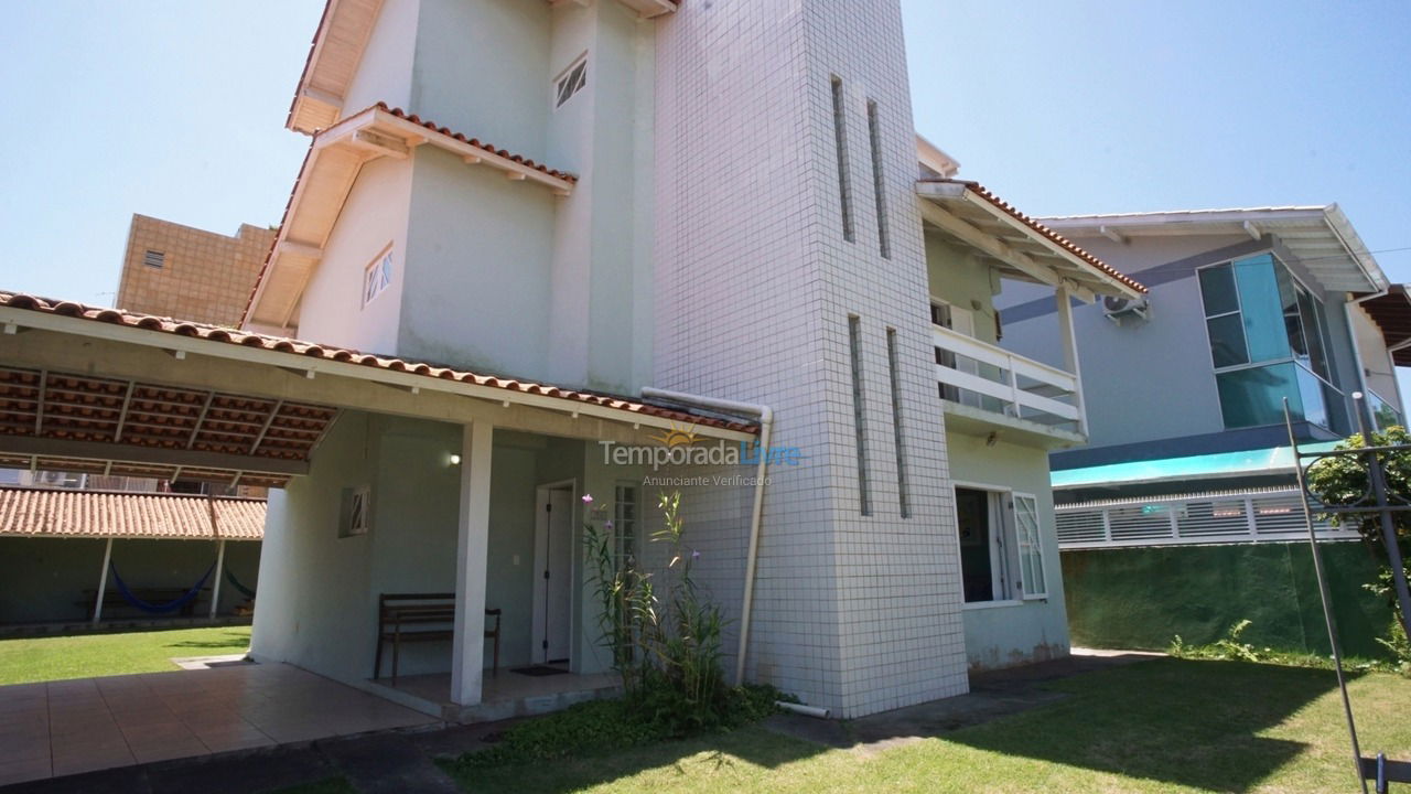 Casa para aluguel de temporada em Florianopolis (Praia dos Ingleses)