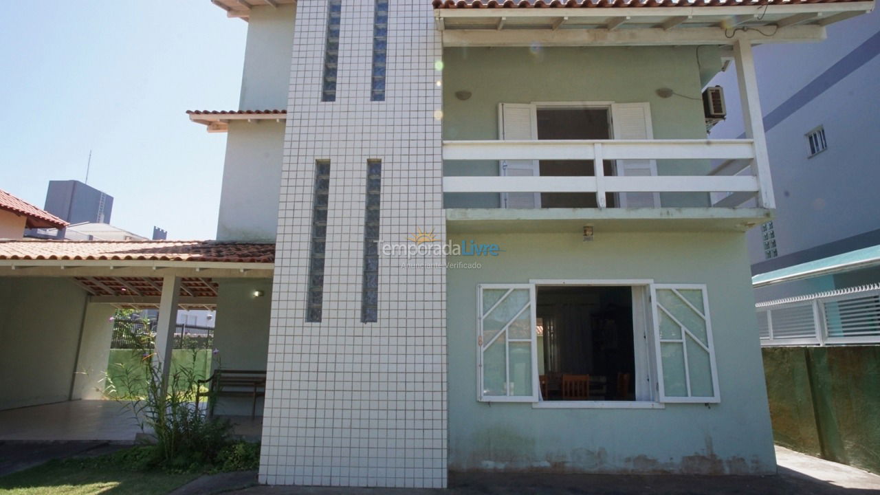 Casa para alquiler de vacaciones em Florianopolis (Praia dos Ingleses)