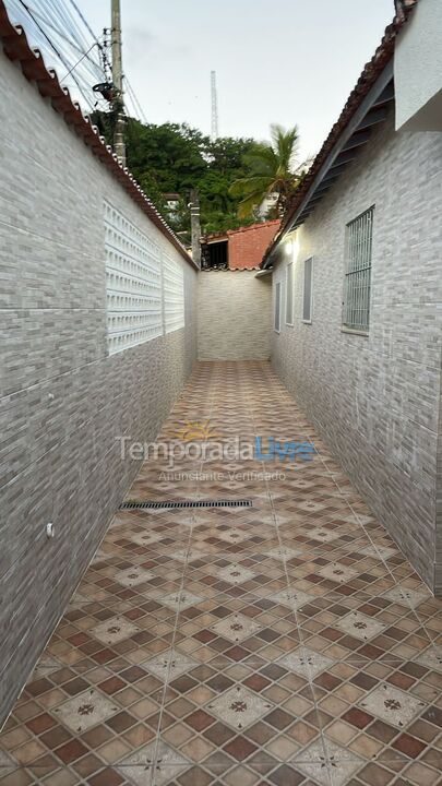 Casa para aluguel de temporada em Itanhaém (Praia dos Sonhos)