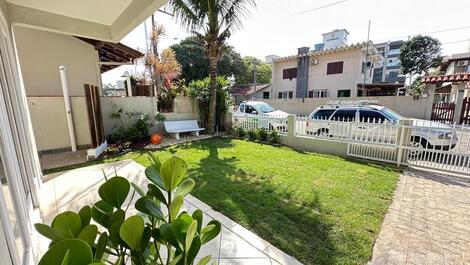 CASA DISPONÍVEL PARA LOCAÇÃO PRAIA DE CANTO GRANDE