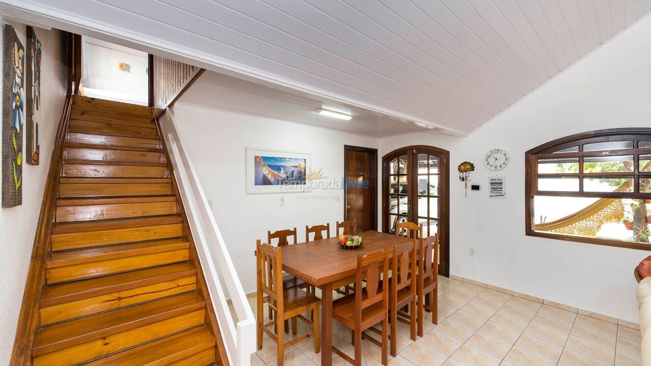 House for vacation rental in Bombinhas (Praia de Bombas)