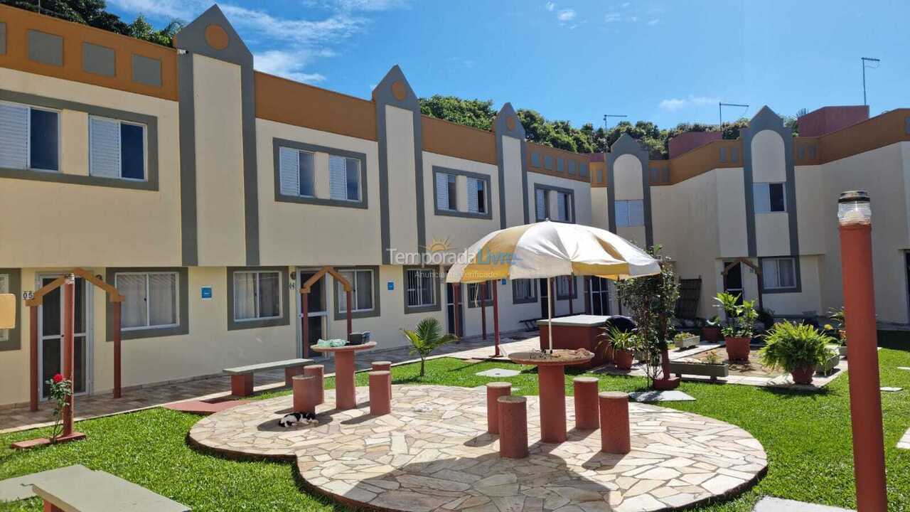 Apartment for vacation rental in Itapoá (Balneário Rainha do Mar)