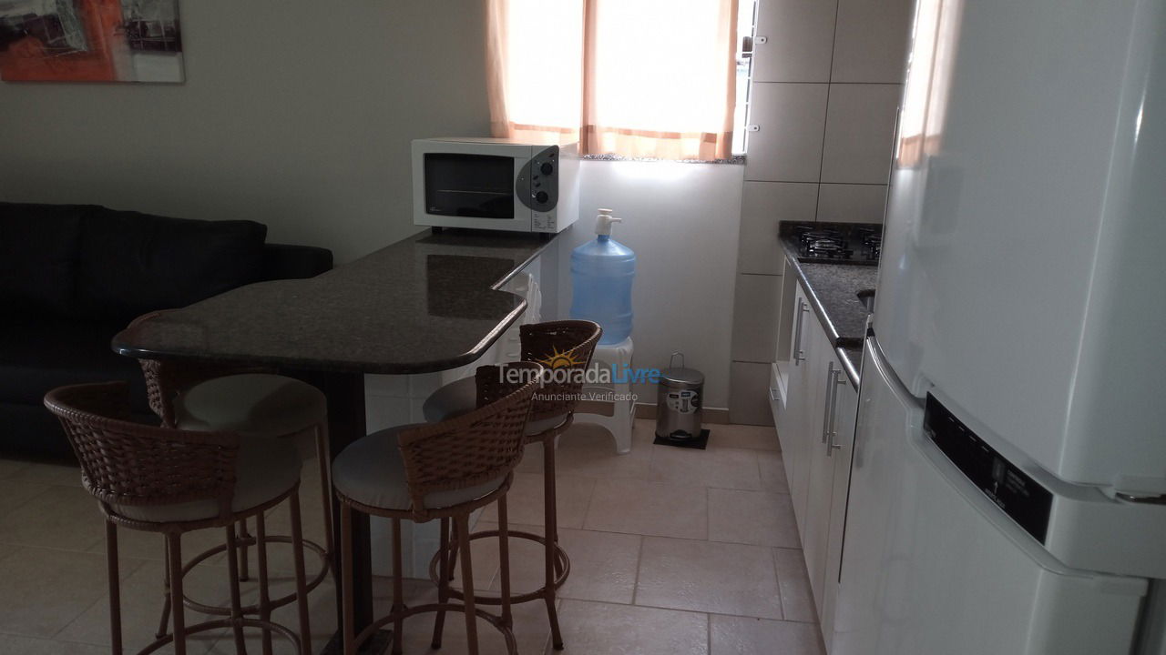 Apartamento para aluguel de temporada em Bombinhas (Praia de Zimbros)