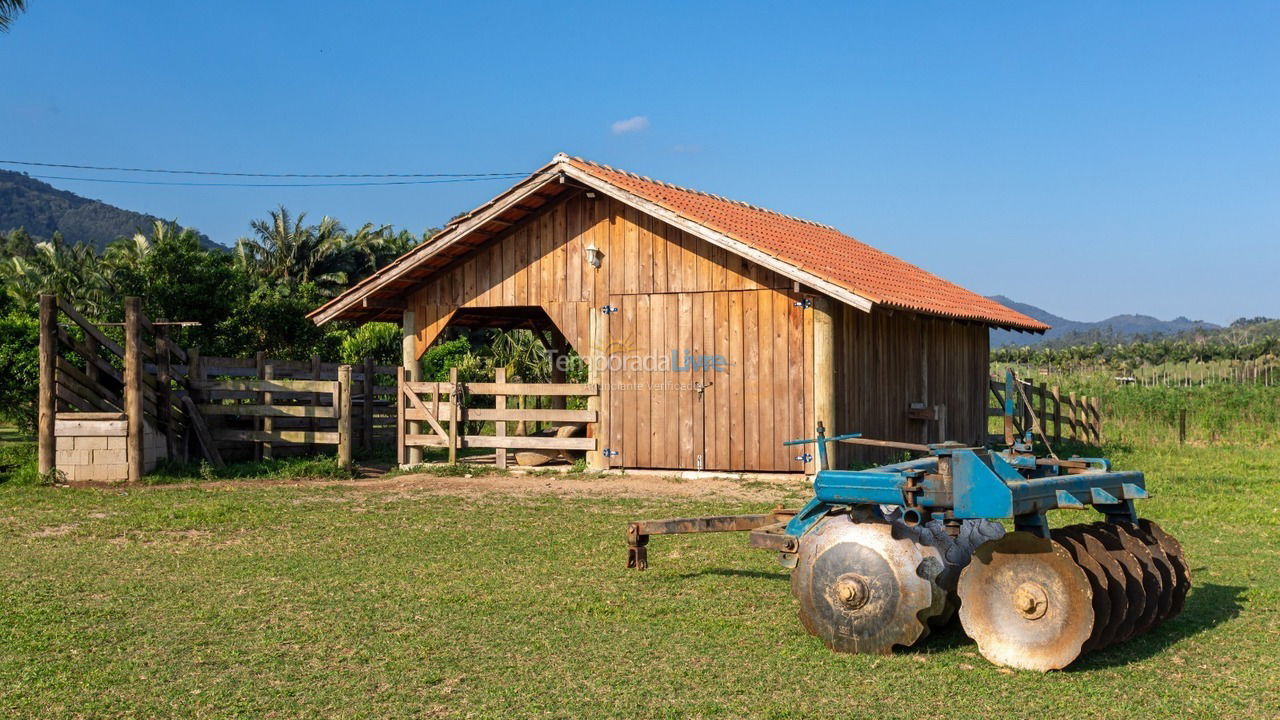 Ranch for vacation rental in Tijucas (Oliveira)