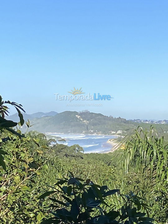 Casa para aluguel de temporada em Garopaba (Praia da Ferrugem)