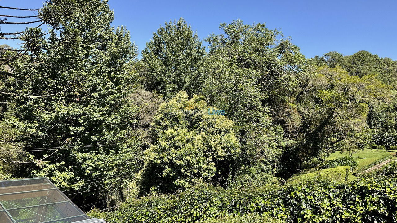 Casa para alquiler de vacaciones em Campos do Jordão (Alto do Capivari)