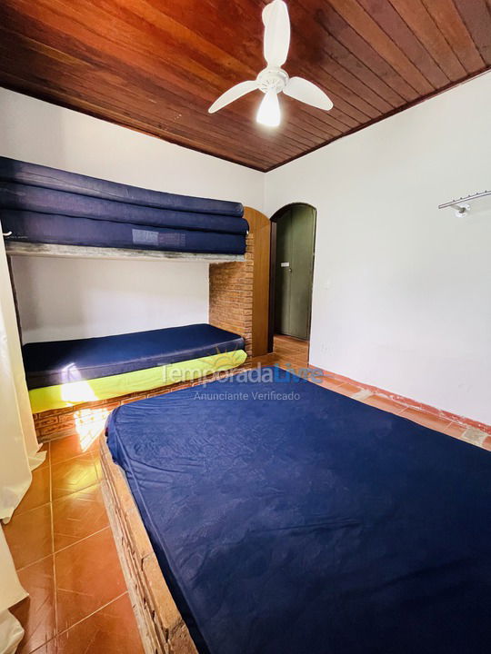 Casa para aluguel de temporada em Ubatuba (Maranduba)