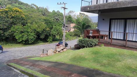 Casa até 6 pessoas no Bairro Panorâmico em Garopaba/SC