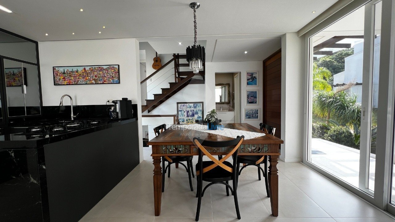 Casa para alquiler de vacaciones em Garopaba (Morrinhos)