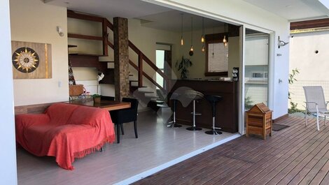 Casa Temporada para 12 pessoas no bairro Morrinhos - Garopaba SC