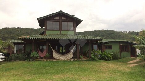 Casa de temporada para hasta 8 personas en el barrio Praia da Silveira Garopaba-SC